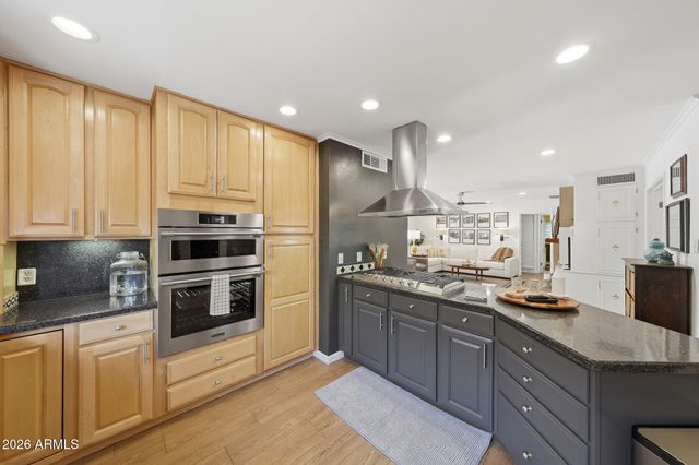 1609 W VIRGINIA Avenue, Phoenix, AZ 85007