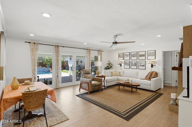 1609 W VIRGINIA Avenue, Phoenix, AZ 85007