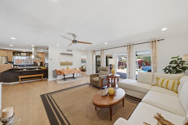 1609 W VIRGINIA Avenue, Phoenix, AZ 85007