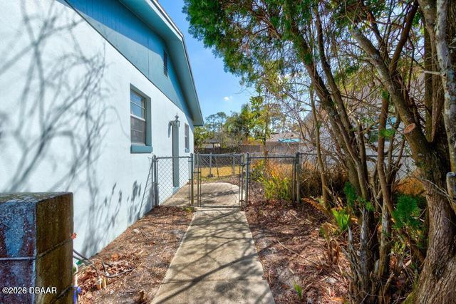 67 Broadmoor Circle, Ormond Beach, FL 32174