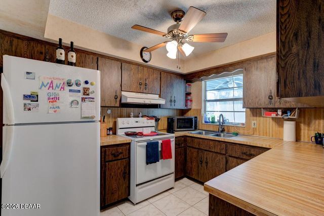 67 Broadmoor Circle, Ormond Beach, FL 32174