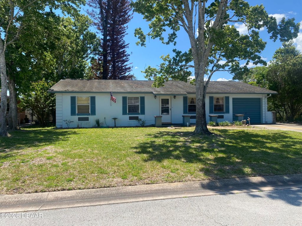 67 Broadmoor Circle, Ormond Beach, FL 32174