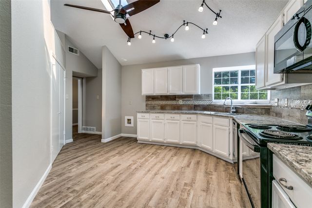 1546 Winter Park Lane, Lewisville, TX 75077