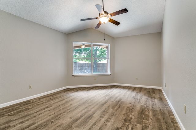 1546 Winter Park Lane, Lewisville, TX 75077