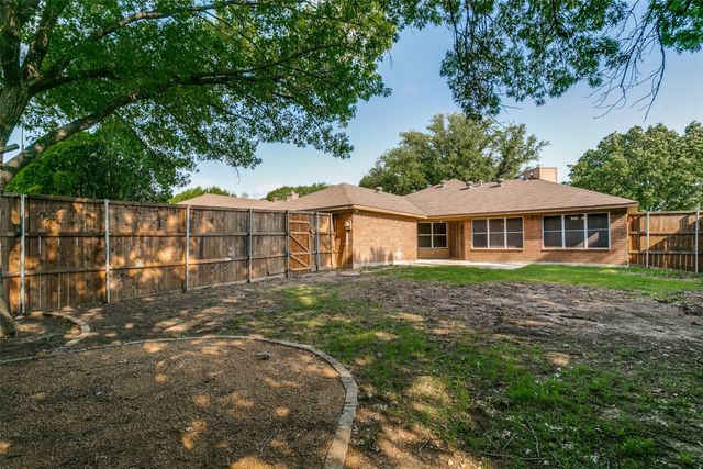 1546 Winter Park Lane, Lewisville, TX 75077