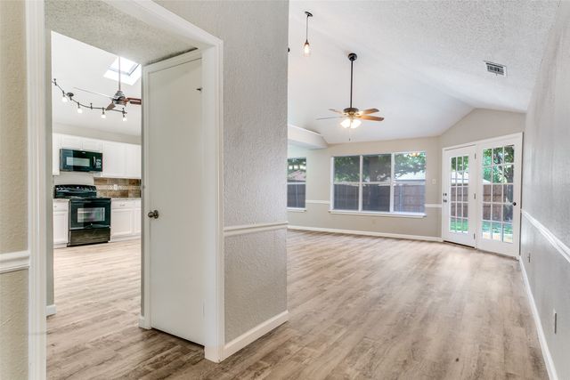 1546 Winter Park Lane, Lewisville, TX 75077