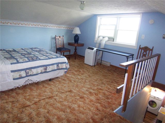 1014 Cornwall Rd, Palmyra, NY 14522