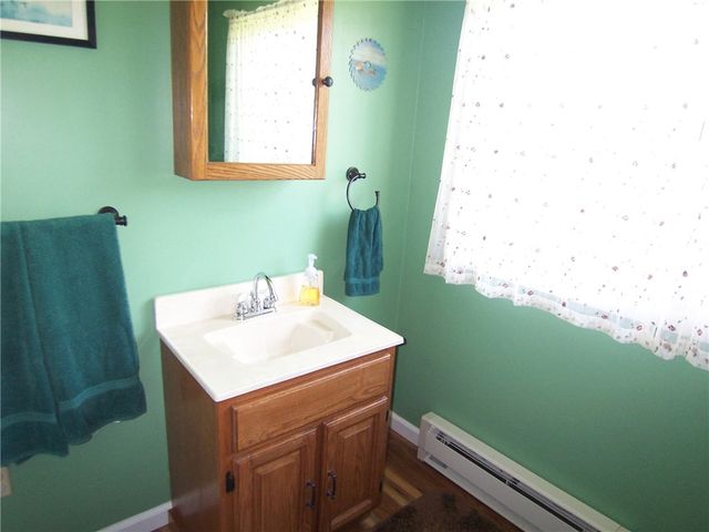 1014 Cornwall Rd, Palmyra, NY 14522