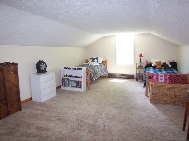 1014 Cornwall Rd, Palmyra, NY 14522