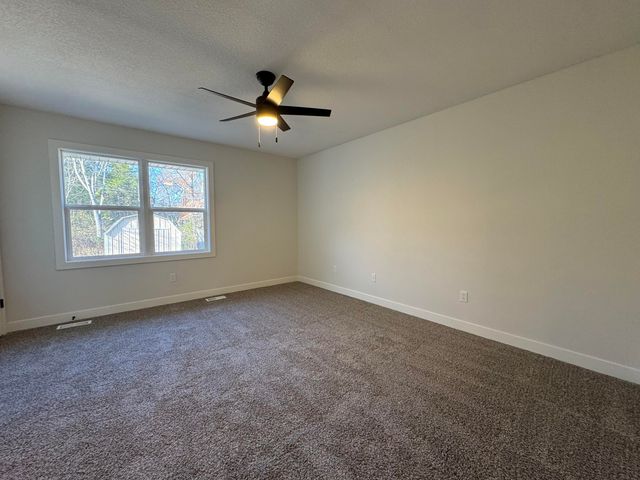 3315 N RIDGECREST DR, Columbia, MO 65202