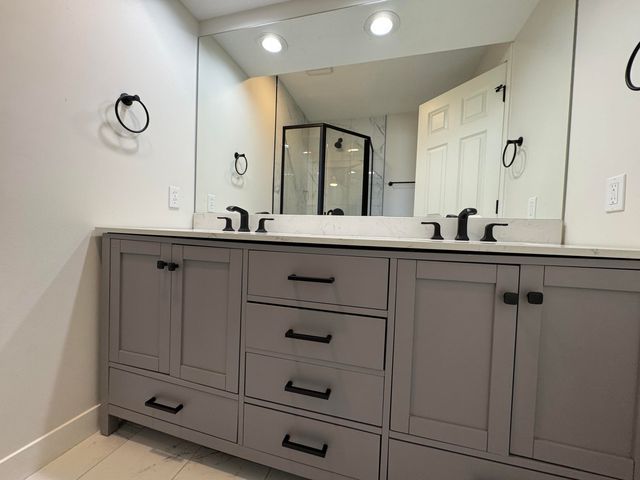 3315 N RIDGECREST DR, Columbia, MO 65202