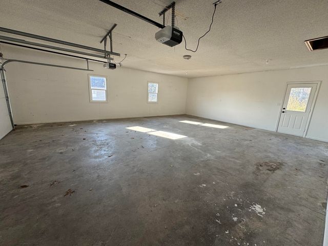 3315 N RIDGECREST DR, Columbia, MO 65202