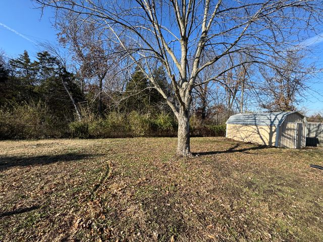 3315 N RIDGECREST DR, Columbia, MO 65202