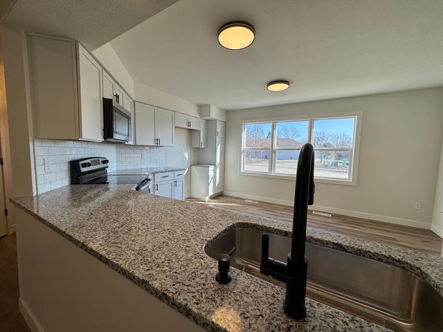 3315 N RIDGECREST DR, Columbia, MO 65202