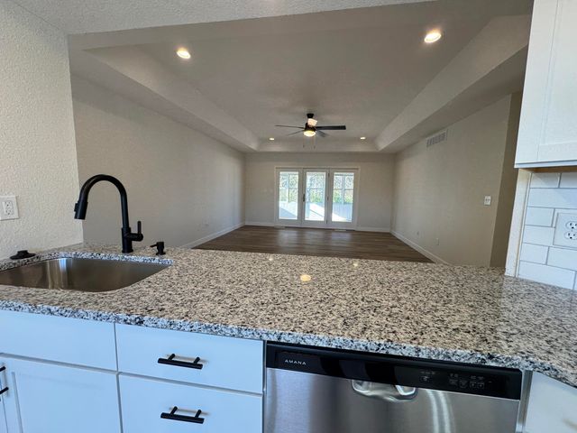 3315 N RIDGECREST DR, Columbia, MO 65202