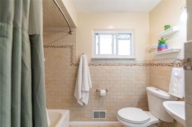 519 Jefferson St, Evans City Boro, PA 16033