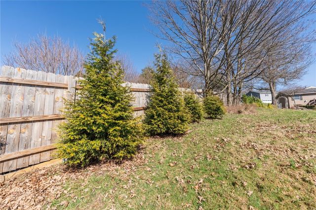 519 Jefferson St, Evans City Boro, PA 16033