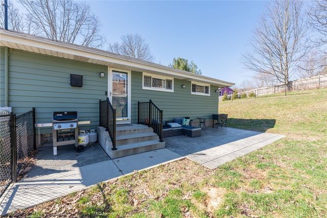 519 Jefferson St, Evans City Boro, PA 16033