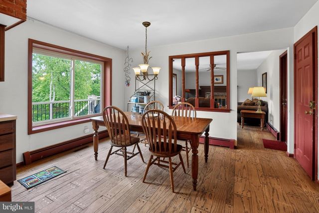 736 BLACK ROCK RD, Collegeville, PA 19426