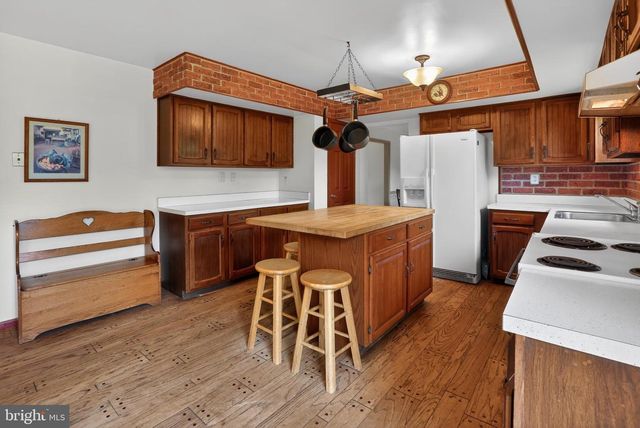 736 BLACK ROCK RD, Collegeville, PA 19426