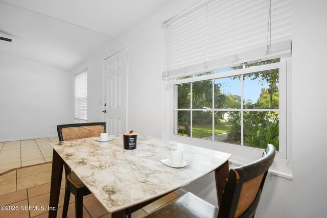 2658 SUNRISE VILLAGE Drive C, Orange Park, FL 32065