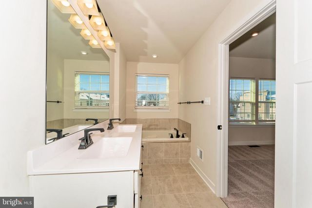 19418 PAIUTE TER, Leesburg, VA 20175