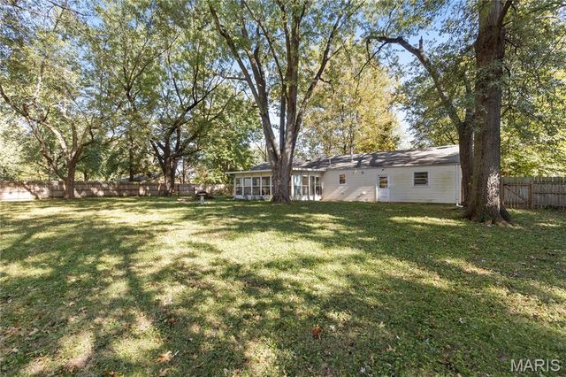 12011 Garden Lane, Spanish Lake, MO 63138
