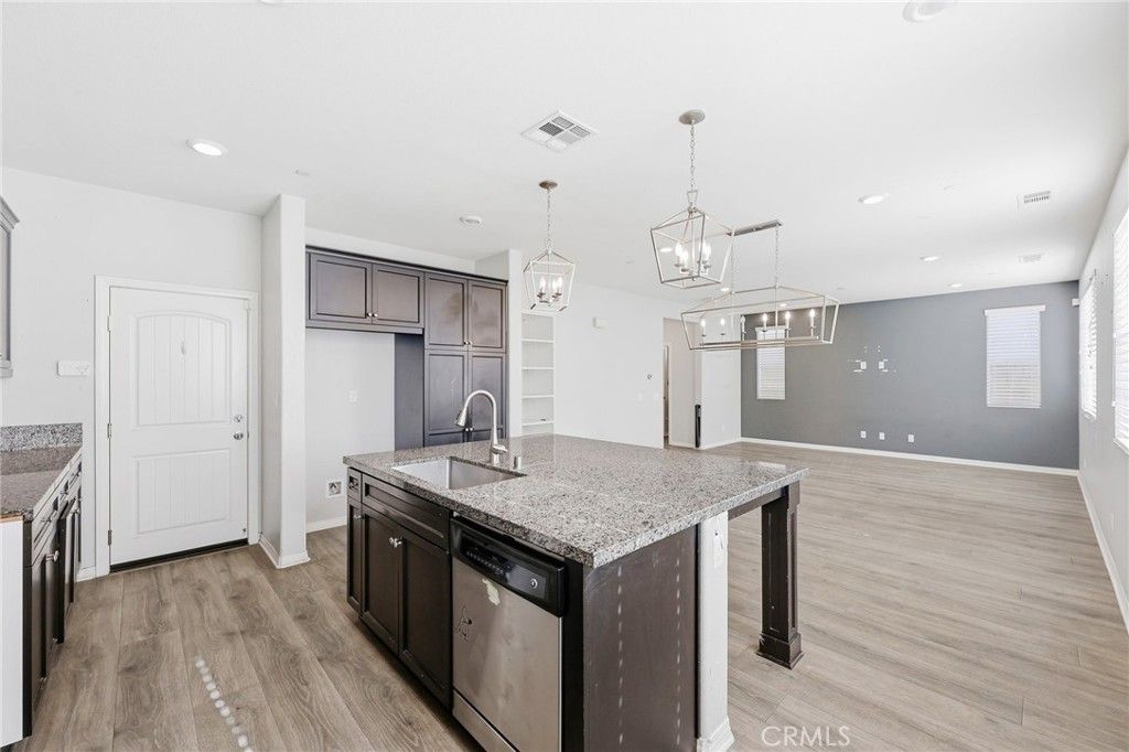 Image 7 of property listing at 3195 E Olympic Drive, Ontario, CA 91762