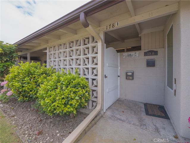 1221 Oakmont 178i, Seal Beach, CA 90740
