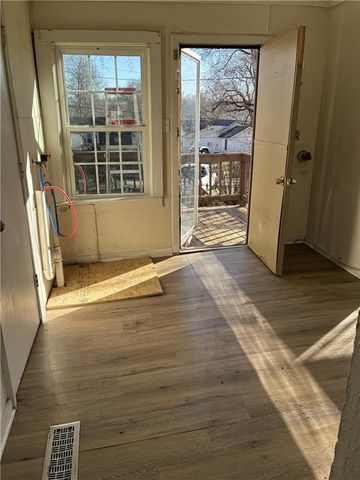 831 Ottawa Street, Leavenworth, KS 66048