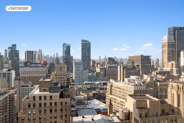 100 W 39th St Apt 39J, New York City, NY 10018
