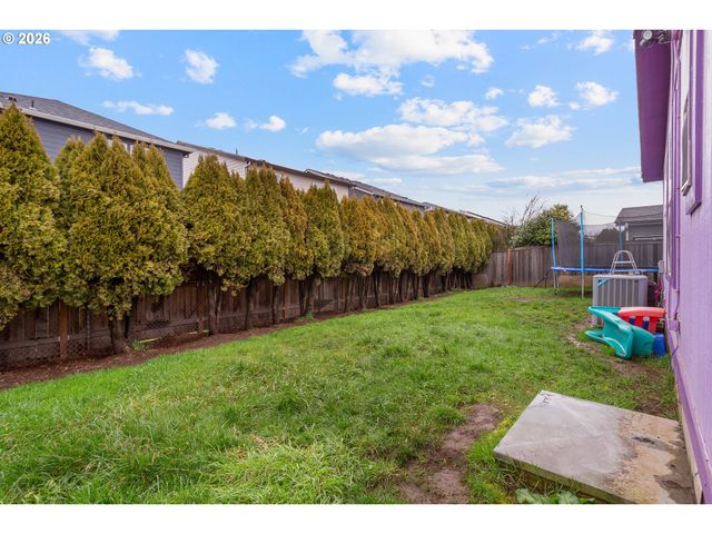 483 RYE St, Woodburn, OR 97071