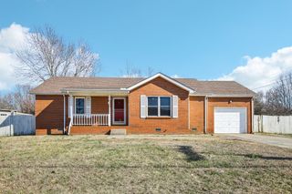 1204 Hand Dr, Clarksville, TN 37042