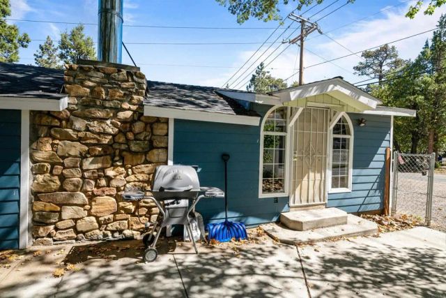 44644 Barton Lane, Sugarloaf, CA 92386