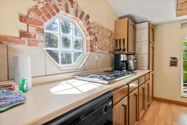 44644 Barton Lane, Sugarloaf, CA 92386