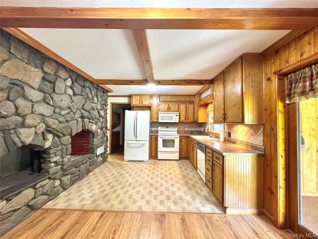 907 Edison Timmerman Road, Cairo, NY 12413