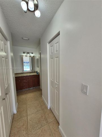 16955 SW 142nd Pl, Miami, FL 33177