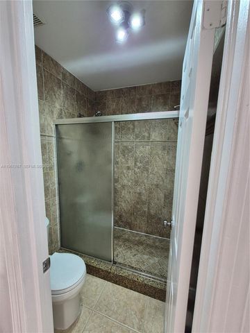 16955 SW 142nd Pl, Miami, FL 33177