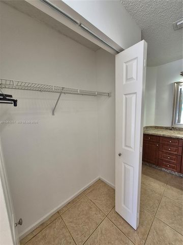 16955 SW 142nd Pl, Miami, FL 33177