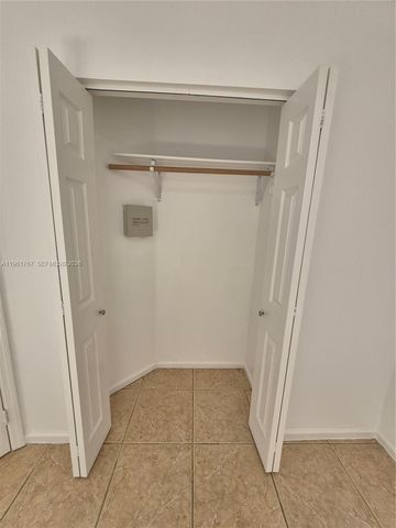 16955 SW 142nd Pl, Miami, FL 33177