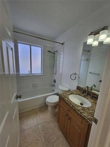 16955 SW 142nd Pl, Miami, FL 33177