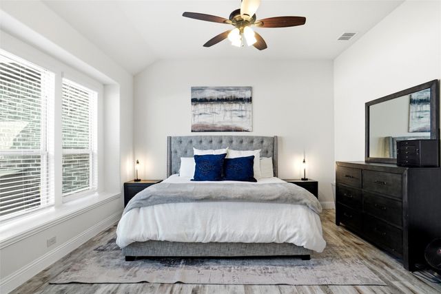 1816 Campground Way, Aubrey, TX 76227