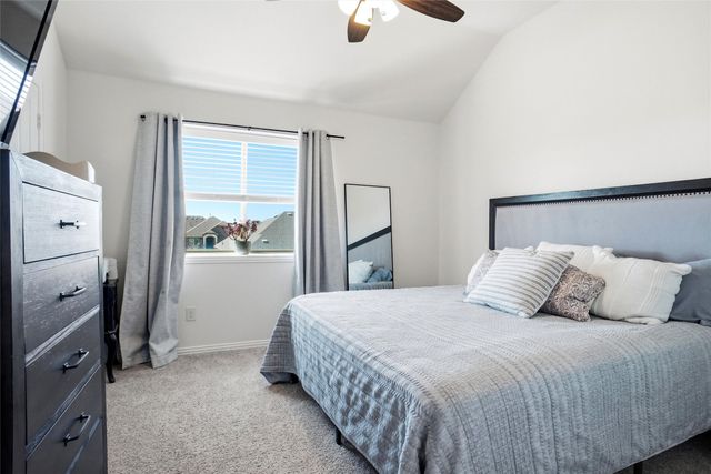 1816 Campground Way, Aubrey, TX 76227