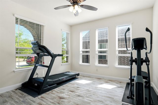 1816 Campground Way, Aubrey, TX 76227