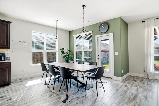 1816 Campground Way, Aubrey, TX 76227