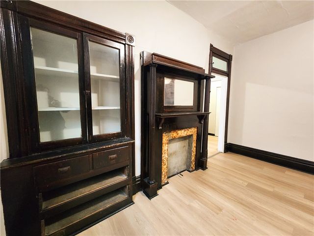 124 Cutler St, Mckees Rocks, PA 15136