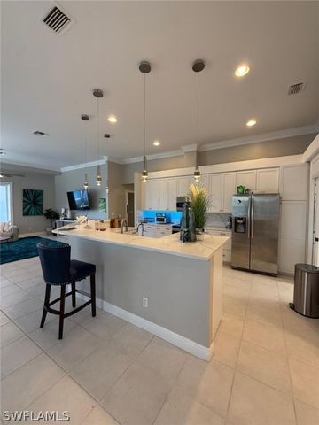 11723 Longshore WAY E, Naples, FL 34119