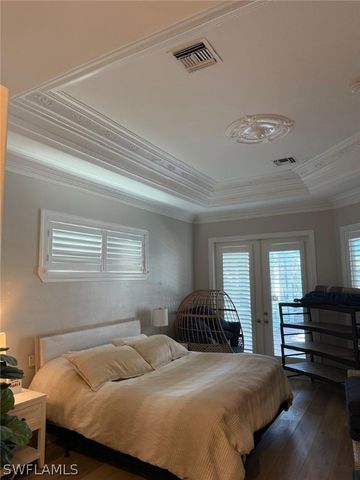 11723 Longshore WAY E, Naples, FL 34119