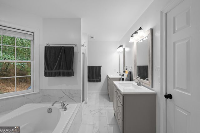 4719 Brownstone Drive, Peachtree Corners, GA 30096