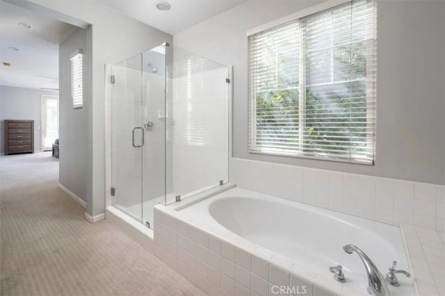 26910 Monterey, Valencia, CA 91355